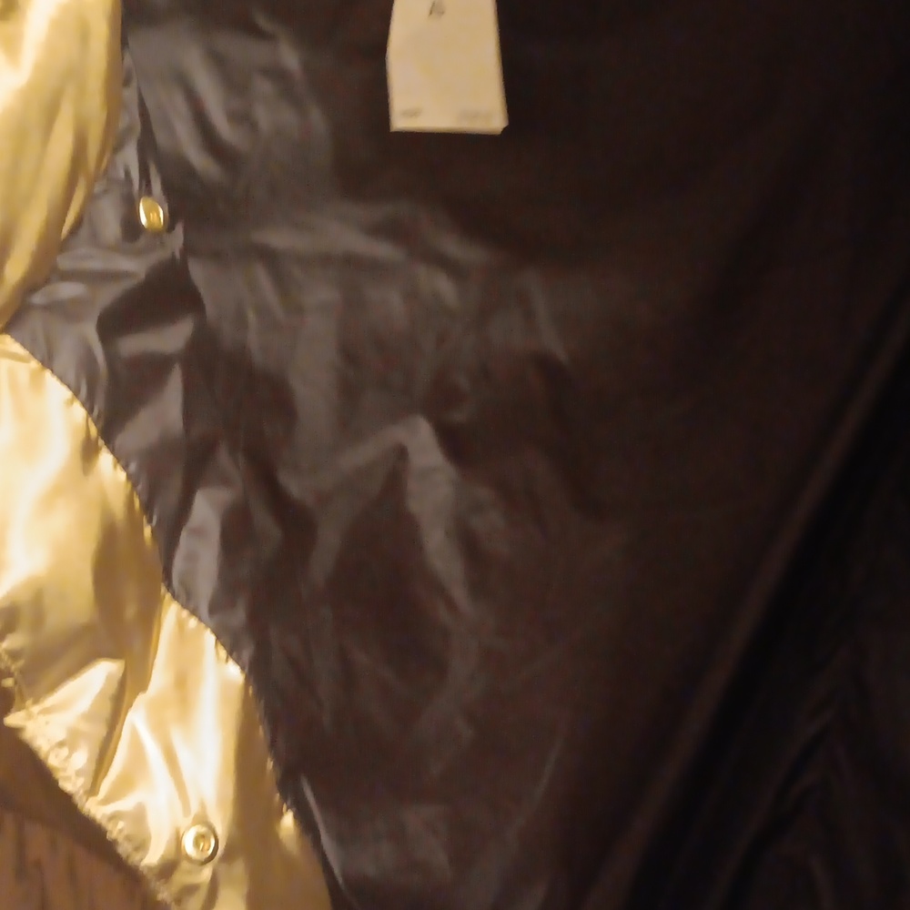 BRAND NEW Ralph Lauren Women's Metallic Gold Puffer Vest - Picture 5 of 8